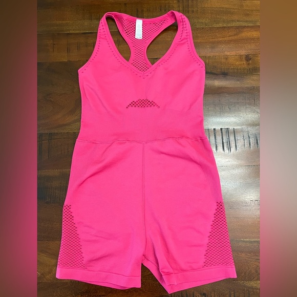 Aerie Women’s Seamless Romper – Hot Pink, Activewear - Picture 1 of 3
